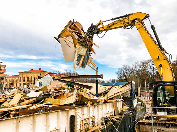 Best Garage Cleanout Services  in East Renton Highlands, WA